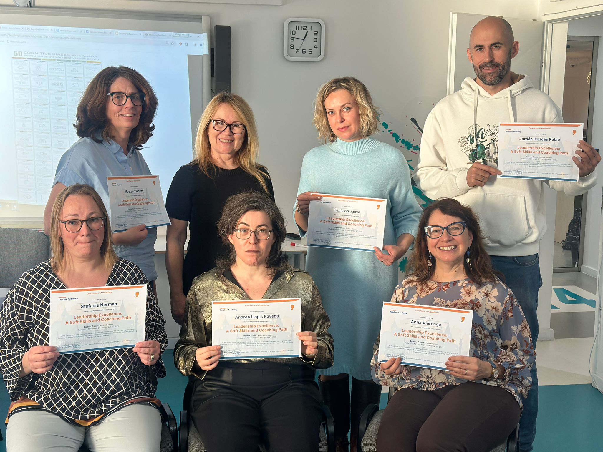 Foto certificati formazione.jpg